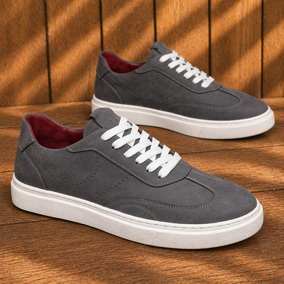 Light Casual Sneakers