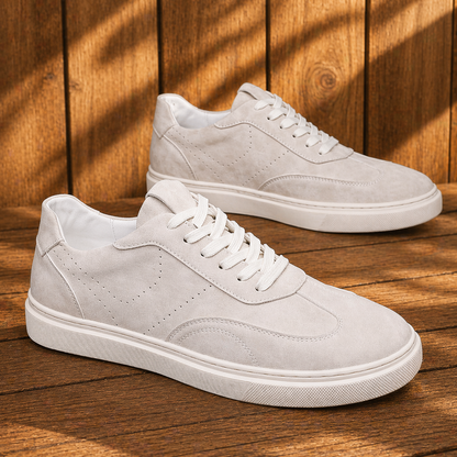 Light Casual Sneakers